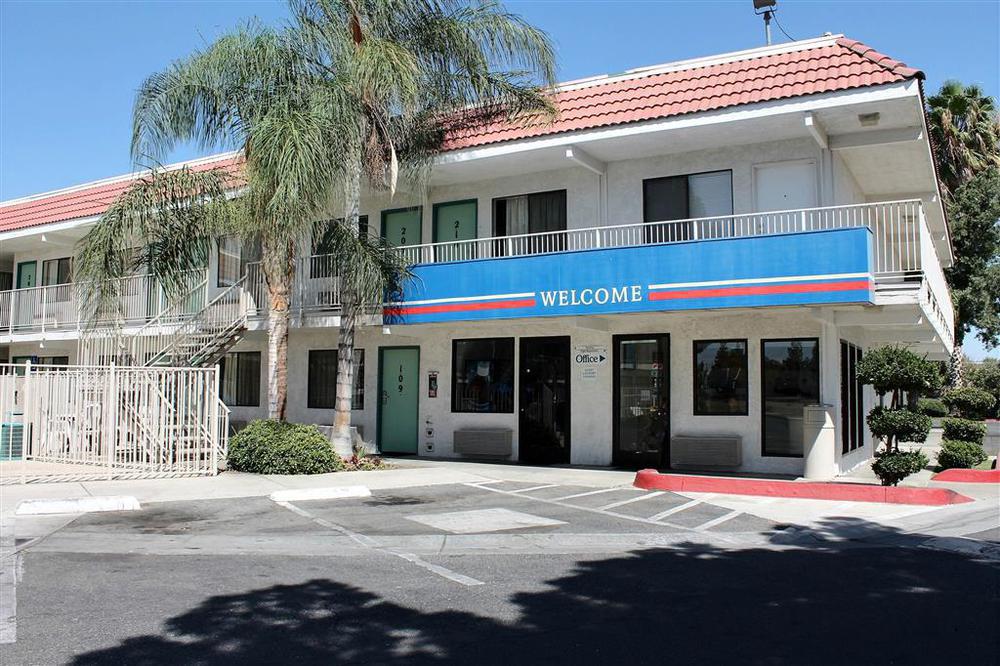 Motel 6-Bakersfield, Ca - Convention Center 외부 사진