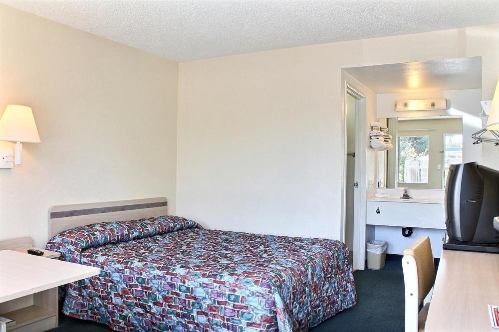 Motel 6-Bakersfield, Ca - Convention Center 외부 사진